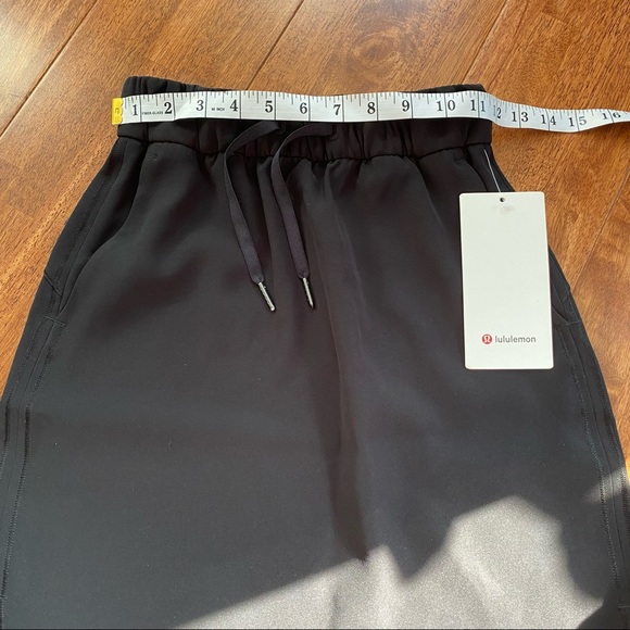 NWT Lululemon Athletica On The Fly Black Skirt 2 - Picture 8 of 10